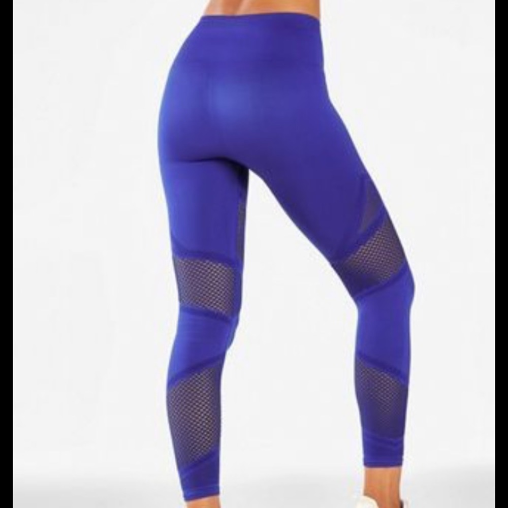 Seamless blue leggings